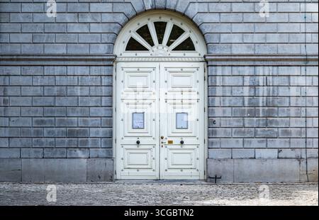 Façade du Palais de l'Académie, vieille ville de Bruxelles, Belgique 26 août 2025 Banque D'Images
