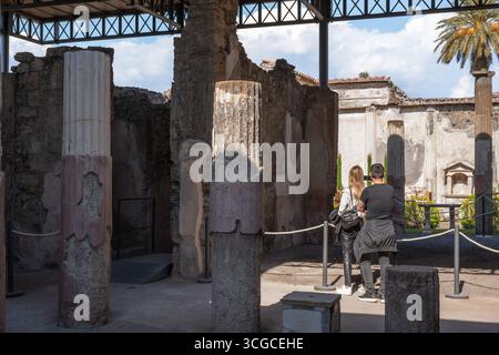 Casa dei Dioscuri, l'une des plus grandes et des plus somptueuses maisons du site archéologique de Pompéi, en Italie Banque D'Images