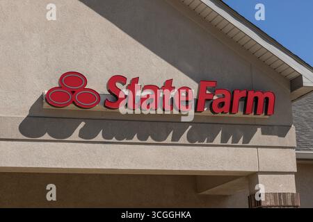 Lafayette - 27 août 2025 : agence State Farm Insurance. State Farm offre des assurances et des services financiers. Banque D'Images