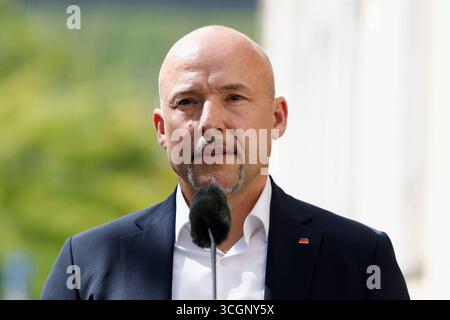 29 août 2025, Bavière, Würzburg : le président du groupe parlementaire Alexander Hoffmann (CSU) lors de la conférence de presse de clôture de la réunion à huis clos des comités exécutifs des groupes parlementaires CDU/CSU et SPD. Photo : Heiko Becker/dpa Banque D'Images