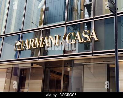 Magasin Armani Casa à Ginza, le quartier commerçant haut de gamme de Tokyo, au Japon. Marque italienne d'intérieurs de luxe fondée par Giorgio Armani. Banque D'Images