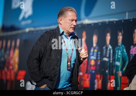 Pays-Bas, pays-Bas. 29 août 2025. Jos Verstappen (NED) père de Max Verstappen Red Bull Racing Honda, et ancien pilote de F1, pour Arrows ; Tyrrel ; Benetton ; Footwork; et Minardi, lors du GP néerlandais, Zandvoort 28-31 août 2025. Championnat du monde de formule 1 2025. Crédit : Agence photo indépendante/Alamy Live News Banque D'Images