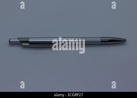 Stylo à bille élégant pour l'écriture quotidienne Banque D'Images