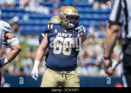 30 août 2025 : le garde Ben Purvis (68 ans) est en action lors du match entre les Keydets et les Midshipmen de la Marine à Annapolis, dans le Maryland. Cory Royster/Cal Sport Media Banque D'Images
