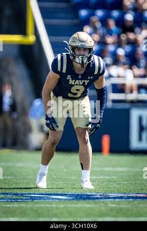 30 août 2025 : la sécurité des Midshipmen Joshua Switzer (9 ans) en action pendant le match entre les Keydets de l'Institut militaire de Virginie et les Midshipmen de la Marine ont joué à Annapolis, Maryland. Cory Royster/Cal Sport Media Banque D'Images