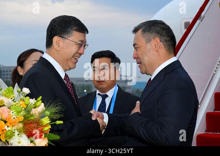 Tianjin, Chine. 31 août 2025. Le président kirghize Sadyr Japarov arrive au Sommet 2025 de l'Organisation de coopération de Shanghai (OCS) à Tianjin, dans le nord de la Chine, le 31 août 2025. Crédit : Hao Yuan/Xinhua/Alamy Live News Banque D'Images