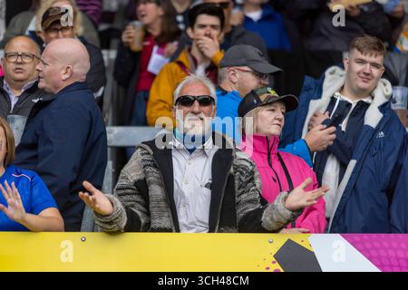 Exeter, Royaume-Uni. 31 août 2025. Fan s'excite avant le match Nouvelle-Zélande femmes v Japon femmes femmes Coupe du monde de rugby piscine Sandy Park Exeter Sunday31, août, 2025Sandy Park, Copyright Credit : Martin Edwards/Alamy Live News Banque D'Images