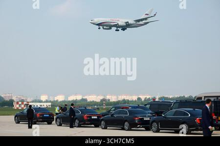 Tianjin, Chine. 31 août 2025. L'avion transportant le président russe Vladimir Poutine arrive à l'aéroport de Tianjin le 31 août 2025. Poutine a atterri dans la ville de Tianjin, dans le nord de la Chine, dimanche 31 août 2025. Photo du Bureau présidentiel russe/UPI. Crédit : UPI/Alamy Live News Banque D'Images