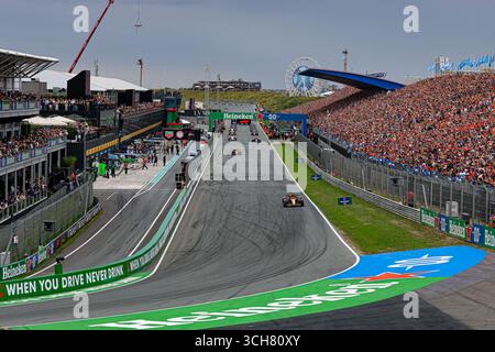 Zandvoort, Nederlands. 31 août 2025. 8/31/2025 - départ de la course vendredi, jour2, du Grand Prix de formule 1 Heineken 2025, Zandvoort, Nederlands, du 28 au 31 août - Round 15 du 24 du Championnat du monde F1 2025 (photo par Alessio de Marco/Sipa USA) crédit : Sipa USA/Alamy Live News Banque D'Images