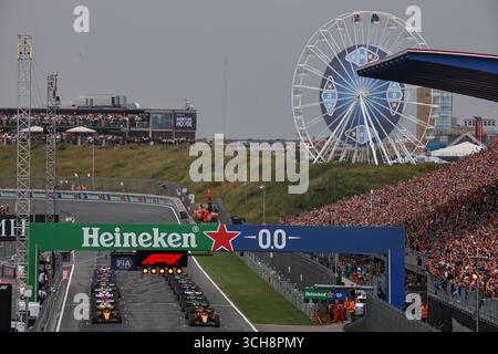 Amsterdam, pays-Bas. 31 août 2025. Les pilotes partiront du Grand Prix des pays-Bas de formule 1 2025 sur le circuit de Zandvoort à Zandvoort, près d'Amsterdam, aux pays-Bas, le 31 août 2025. Crédit : Qian Jun/Xinhua/Alamy Live News Banque D'Images