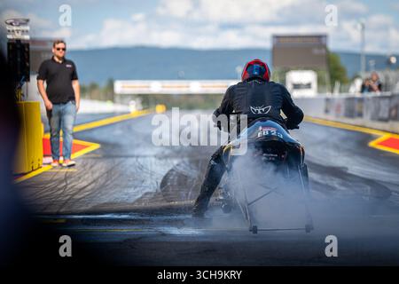 Motorrad Drag Racing auf der Quartermile am Hockenheimring NitrOlympX, Europas gr ??tes Drag-Racing-Event, vom 29. bis 31. Août 2025 auf dem Hockenheimring. Banque D'Images