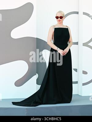 Venise, Italie. 01 Sep, 2025. La réalisatrice norvégienne Mona Fastvold participe au Festival du film de Venise, en Italie, le lundi 1er septembre 2025. Photo de Rune Hellestad/UPI crédit : UPI/Alamy Live News Banque D'Images