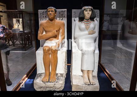 Merimde Egypte, le Caire, le Musée égyptien, une tête en argile peinte d'un ...