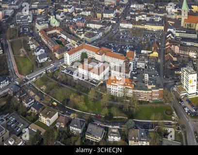 Vue aérienne, hôpital général Johanniter-Kliniken Hamm et parking Suedring, à l'arrière Santa-Monica-Platz parking Koenigstrasse avec résidentiel a Banque D'Images