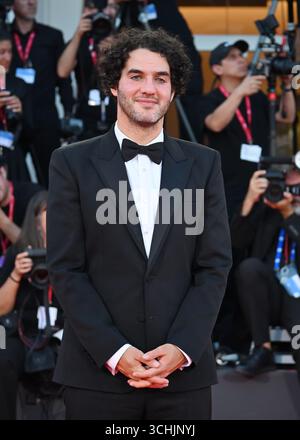 Venezia, Italie. 01 Sep, 2025. Benny Safdie assiste au tapis rouge du film « THE SMASHING MACHINE » au Festival du film de Venise 2025. Crédit : SOPA images Limited/Alamy Live News Banque D'Images