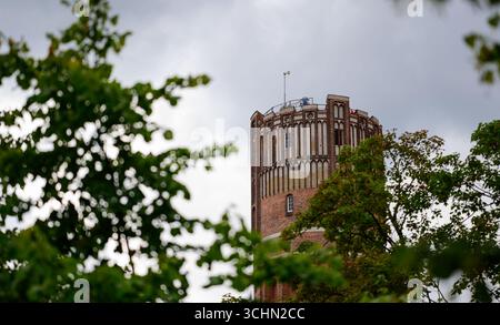 02 septembre 2025, basse-Saxe, Lüneburg : les invités se tiennent sur le château d'eau. Photo : Philipp Schulze/dpa Banque D'Images