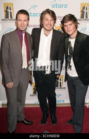 Hanson au 10e Gala annuel du Hollywood film Festival qui s'est tenu à l'hôtel Beverly Hilton de Los Angeles, le 23 octobre 2006 Banque D'Images