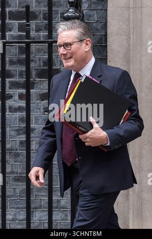 Londres, Royaume-Uni. 3 septembre 2025. Le premier ministre britannique Sir Keir Starmer quitte le 10 Downing Street pour la Chambre des communes pour assister aux questions du premier ministre (PMQ) à Londres. Crédit : Wiktor Szymanowicz/Alamy Live News Banque D'Images