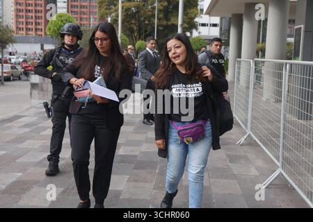 AUDIENCE DE VILLAVICENCIO 02 septembre 2025 Amanda et Tamia Villavicencio ont assisté à l'audience de mise en accusation dans l'affaire Villavicencio au complexe judiciaire QUITO PICHINCHA ECUADOR CLJ AUDIENCIACASOVILLAVICENCIO b1f5552a2fb32659ba097ca8ac5f9662 Copyright : xHENRYxLAPOx Banque D'Images