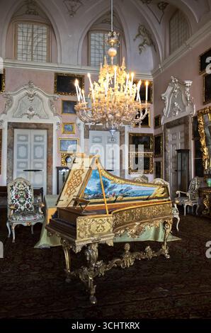 STRESA, ITALIE 5 AOÛT 2025 : Palazzo Borromeo sur Isola Bella, Lac majeur, dans la région du Piémont, Italie. Banque D'Images