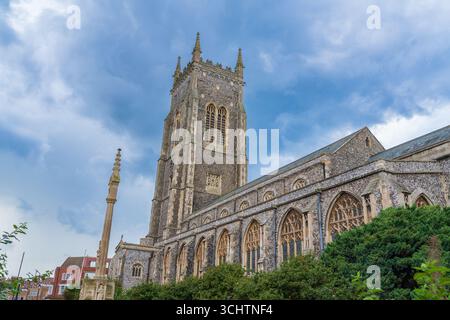 Église Cromer de St Pierre et Paul, un bâtiment construit en silex du 15ème siècle Banque D'Images