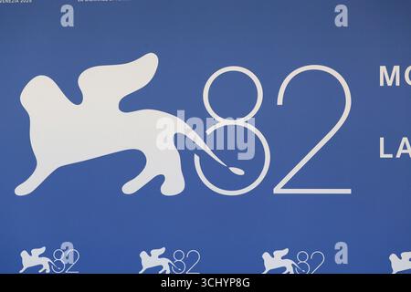 Venise, Italie. 04th Sep, 2025. VENISE, ITALIE - 04 SEPTEMBRE : logo du 82e Festival international du film de Venise le 04 septembre 2025 à Venise, Italie.Cap/GOL © GED/Capital Pictures Credit : Capital Pictures/Alamy Live News Banque D'Images