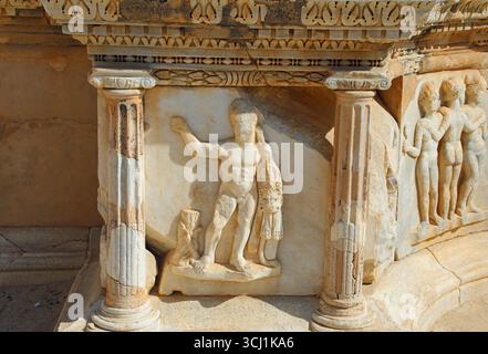 Détail architectural du théâtre romain de Sabratha en Libye Banque D'Images