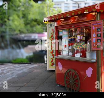 Vendeur mobile de fil dentaire de bonbons Banque D'Images