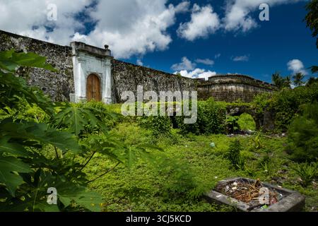 Fort Nassau de l'époque coloniale néerlandaise à Banda Neira Banque D'Images