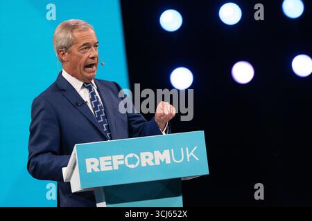 5 septembre 2025. La conférence réformiste britannique Nigel Farage présente son discours à la direction en raison de la démission de la vice-primeminister Angela Rayner. Birmingham UK photo : garyrobertsphotography crédit : GaryRobertsphotography/Alamy Live News Banque D'Images
