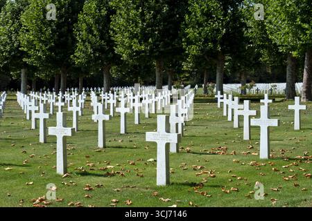 Le cimetière américain de l'Oise-Aisne, près de Fère-en-Tardenois, en France, contient des tombes de soldats américains morts pendant la première Guerre mondiale. Banque D'Images