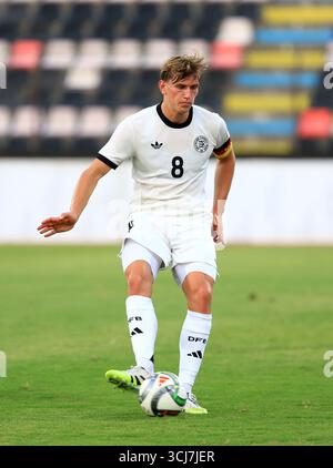 Elbasan, Albanie. 05th Sep, 2025. Football, U21 hommes : matches internationaux, Albanie - Allemagne : Aljoscha Kemlein contrôle le ballon. Crédit : Nderim Kaceli/dpa/Alamy Live News Banque D'Images