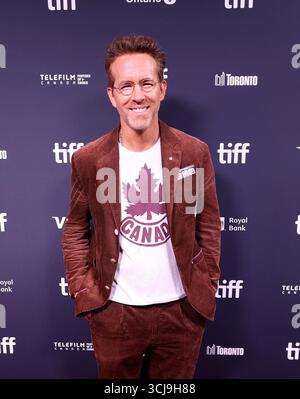 Toronto, Canada. 04th Sep, 2025. Ryan Reynolds assiste à la première de « John Candy : I Like me » au Roy Thomson Hall de Toronto en 2025 au Festival international du film de Toronto. Crédit : SOPA images Limited/Alamy Live News Banque D'Images