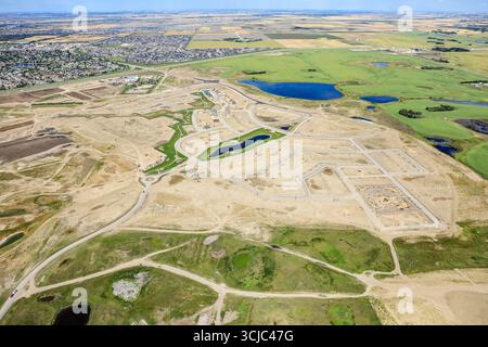 Vue aérienne du quartier Brighton de Saskatoon vers le nord. 20 août 2016 Banque D'Images