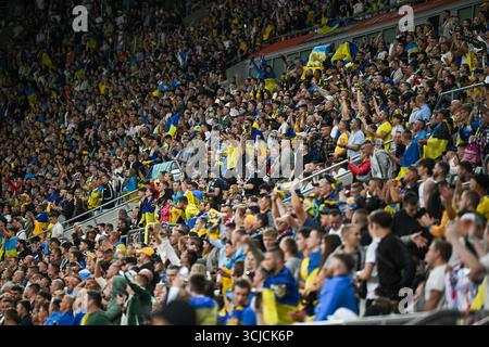 Wroclaw, Pologne. 05th Sep, 2025. Wroclaw, Pologne, 05 septembre 2025 : fans Ukraine pendant le match entre l'Ukraine et la France dans les qualifications européennes pour la Coupe du monde 2026 à Wroclaw, Pologne, le 5 septembre 2025. (Yaroslav Dunka/SPP) crédit : SPP Sport Press photo. /Alamy Live News Banque D'Images