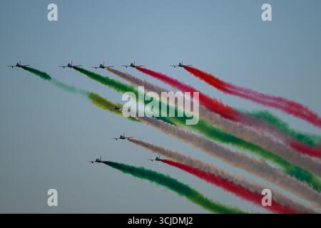 News - 65e anniversaire de la patrouille acrobatique nationale Frecce Tricolori équipe nationale italienne de voltige pendant le 65e anniversaire de la patrouille acrobatique nationale, News in Rivolto - Udine, Italy, 06 septembre 2025 Rivolto - Udine Udine - base aérienne Rivolto Italie Copyright : xAlessioxMarinix/xLiveMediax LPN 2012794 Banque D'Images