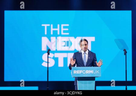 Birmingham, Royaume-Uni. 05 SEPTEMBRE 2025. Zia Yusuf, membre senior de Reform UK et chef de 'UK DOGE', le premier jour de la conférence du Parti réformiste, organisée au NEC de Birmingham pour son édition 2025. Crédit Milo Chandler/Alamy Live News Banque D'Images