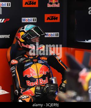 Sabadell, Barcelone, Espagne. 6 septembre 2025. Montmelo Espagne 06 septembre 2025 Brad Binder(33 ZA KTM ) regarde lors de la course de sprint au Grand Prix MotoGP de Catalogne 2025 à Montmelo Espagne le 06 septembre 2025 (crédit image : © Xavi Urgeles/ZUMA Press Wire) USAGE ÉDITORIAL SEULEMENT ! Non destiné à UN USAGE commercial ! Crédit : ZUMA Press, Inc/Alamy Live News Banque D'Images