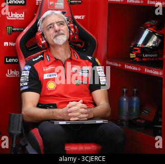 Sabadell, Barcelone, Espagne. 6 septembre 2025. Montmelo Espagne 06 septembre 2025 Gigi Dall'Igna (ingénieur mécanique Ducati) regarde lors de la course de sprint au Grand Prix MotoGP de Catalogne 2025 à Montmelo Espagne le 06 septembre 2025 (crédit image : © Xavi Urgeles/ZUMA Press Wire) USAGE ÉDITORIAL SEULEMENT ! Non destiné à UN USAGE commercial ! Crédit : ZUMA Press, Inc/Alamy Live News Banque D'Images