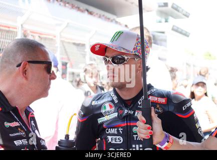 Sabadell, Barcelone, Espagne. 6 septembre 2025. Montmelo Espagne 06 septembre 2025 Marco Bezzecchi (72 IT Aprilia Racing) regarde lors de la course de sprint au Grand Prix MotoGP de Catalogne 2025 à Montmelo Espagne le 06 septembre 2025 (crédit image : © Xavi Urgeles/ZUMA Press Wire) USAGE ÉDITORIAL SEULEMENT ! Non destiné à UN USAGE commercial ! Crédit : ZUMA Press, Inc/Alamy Live News Banque D'Images
