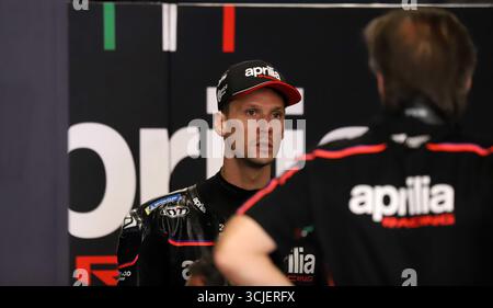 Sabadell, Barcelone, Espagne. 6 septembre 2025. Montmelo Espagne 06 septembre 2025 Lorenzo Savadori (32 IT Aprilia Racing) regarde lors de la course de sprint au Grand Prix MotoGP de Catalogne 2025 à Montmelo Espagne le 06 septembre 2025 (crédit image : © Xavi Urgeles/ZUMA Press Wire) USAGE ÉDITORIAL SEULEMENT ! Non destiné à UN USAGE commercial ! Crédit : ZUMA Press, Inc/Alamy Live News Banque D'Images