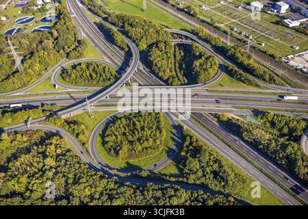Vue aérienne, jonction B236 et Brackeler Strasse, Alt-Scharnhorst, Dortmund, région de la Ruhr, Rhénanie du Nord-Westphalie, Allemagne, architecture, asphalte, c Banque D'Images