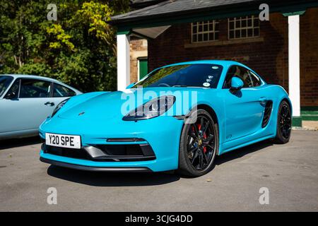 Porsche 718 Cayman GTS 2018, exposée au Bicester Motion Scamble le 25 août 2025. Banque D'Images