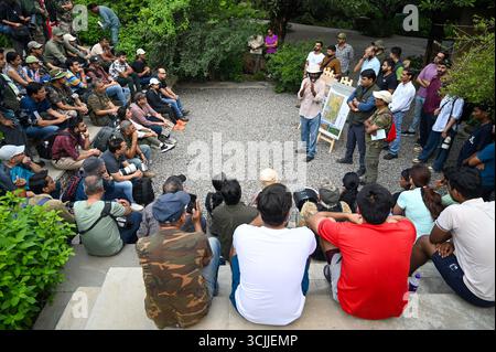 Gurugram, Inde. 07 septembre 2025. GURUGRAM, INDE - 7 SEPTEMBRE : les membres du Wildlife Photographers collective of India (WPCI) ont été organisés une marche des papillons et des papillons de nuit à l'occasion du mois des papillons au parc de biodiversité d'Aravali, le 7 septembre 2025 à Gurugram, en Inde. (Photo de Parveen Kumar/Hindustan Times/Sipa USA ) crédit : Sipa USA/Alamy Live News Banque D'Images