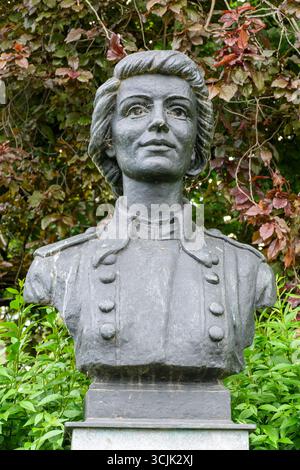 Buste de la comtesse Constance Markievicz, par l'artiste Seamus Murphy. St Stephens Green, Dublin, Irlande. Banque D'Images