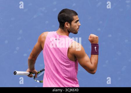 Queens, États-Unis. 07 septembre 2025. Queens, New York. 07 septembre 2025 : Carlos Alcaraz (ESP) en finale masculine lors de l'US Open 2025. Crédit : Corleve/Alamy Live News Banque D'Images