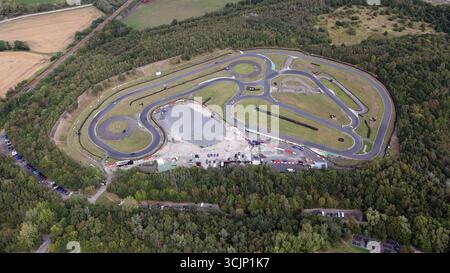 Vue aérienne du circuit de course Three Sisters, une piste de Go-Cart près d'Ashton-in-Makerfield, Wigan, Lancashire Banque D'Images