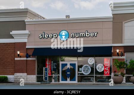 New Hartford, NY - 14 août 2025 : gros plan de Sleep Number, est une société basée à Minneapolis connue pour ses matelas pneumatiques réglables qui permettent aux utilisateurs Banque D'Images