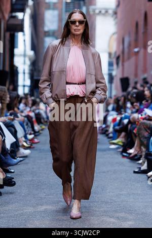 New York, Vereinigte Staaten. 09th Sep, 2025. RACHEL COMEY Spring-Summer 2026 Runway pendant la Fashion week de New York le 2025 septembre - New York, US 08/09/2025 Credit : dpa/Alamy Live News Banque D'Images