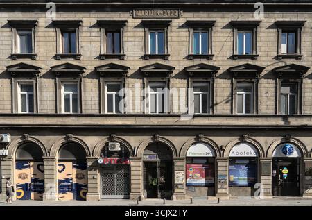 Bosnie-Herzégovine, Sarajevo Centar, Marijin Dvor : bâtiment Marjiin Dvor ('Zgrada Marijin dvor') [Karel Pařík, 1899] Banque D'Images